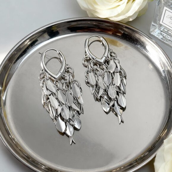 NEW Silver Long Crystal Chandelier Earring,silver Rhodium  🆕Women\'s Silver Leaf Dangle Earrings Long Tassel Drop Design Chandelier Style